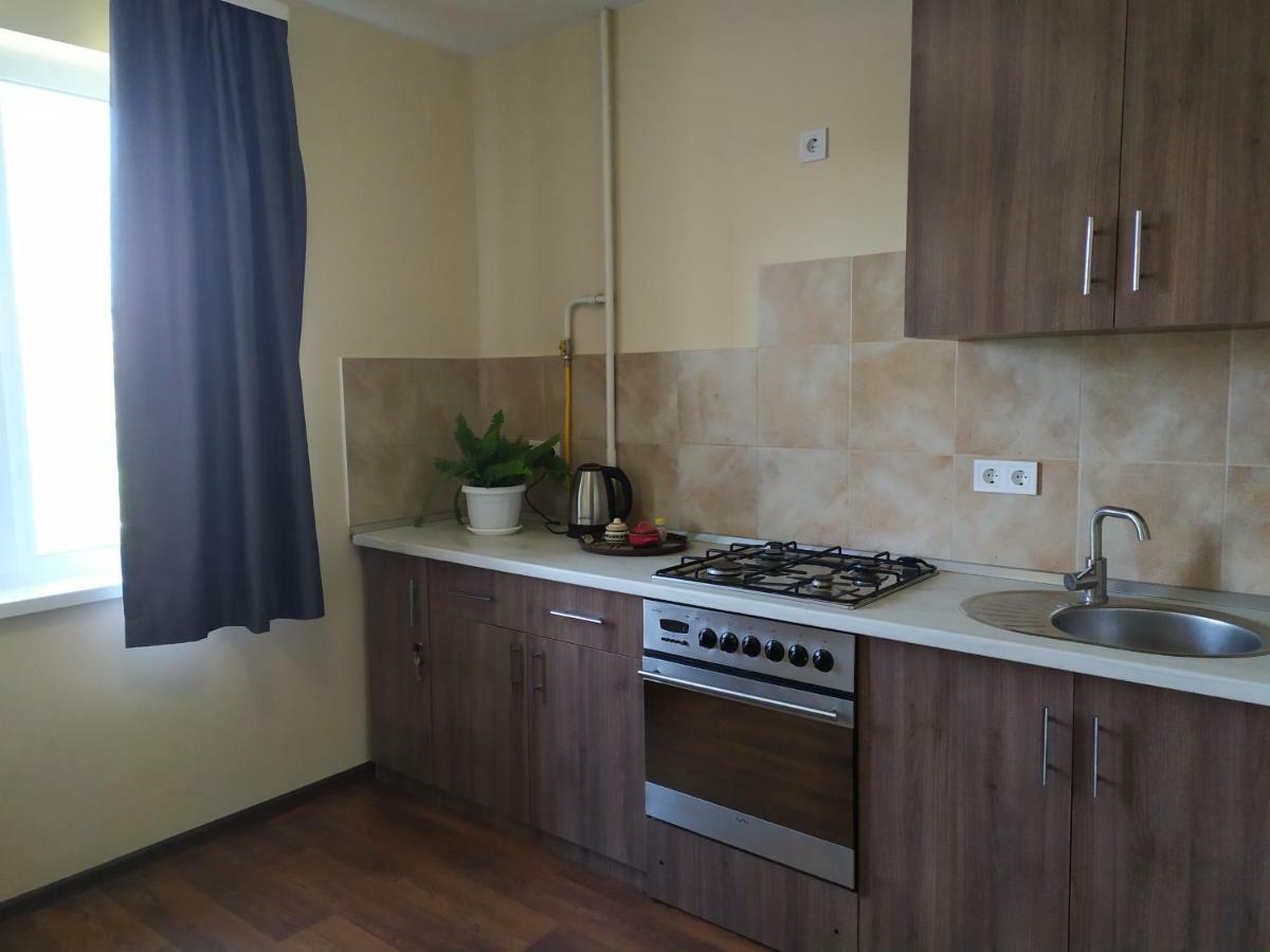 Comfortable Apartments Rivne Exterior photo
